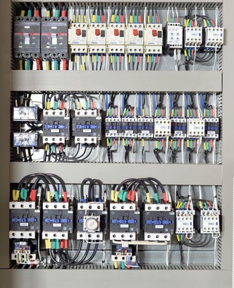 9d437d47-302f-4ba3-abe8-596dfeff2289-щит асу тп управления заводом.jpeg